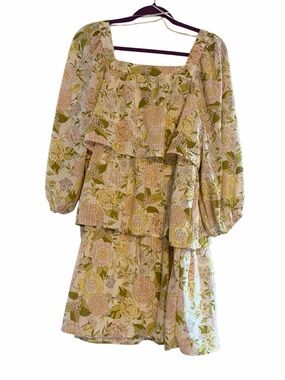 Who What Wear Floral Tiered Mini Dress Medium Puff Sleeve Square Neck M